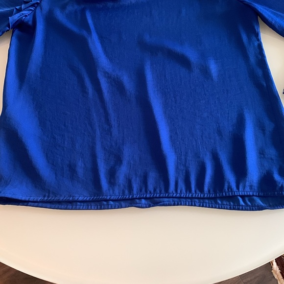 BCBG royal blue top, size small. - Picture 7 of 11
